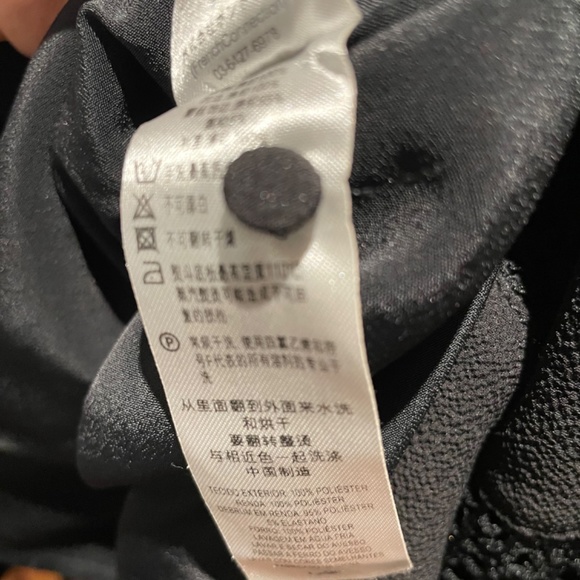 Black chic dress - Picture 4 of 5